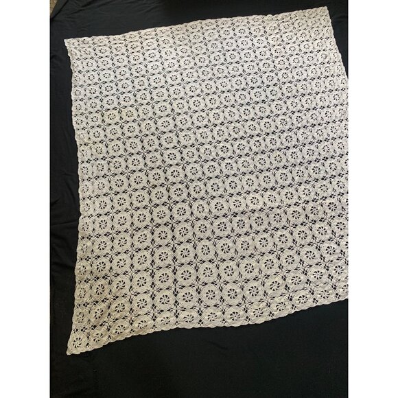 Vintage Handmade Crochet Lace Tablecloth 59x62 - Picture 2 of 11